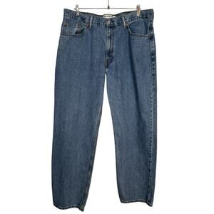 Levi's Relaxed Fit Men's Jeans in Classic Blue